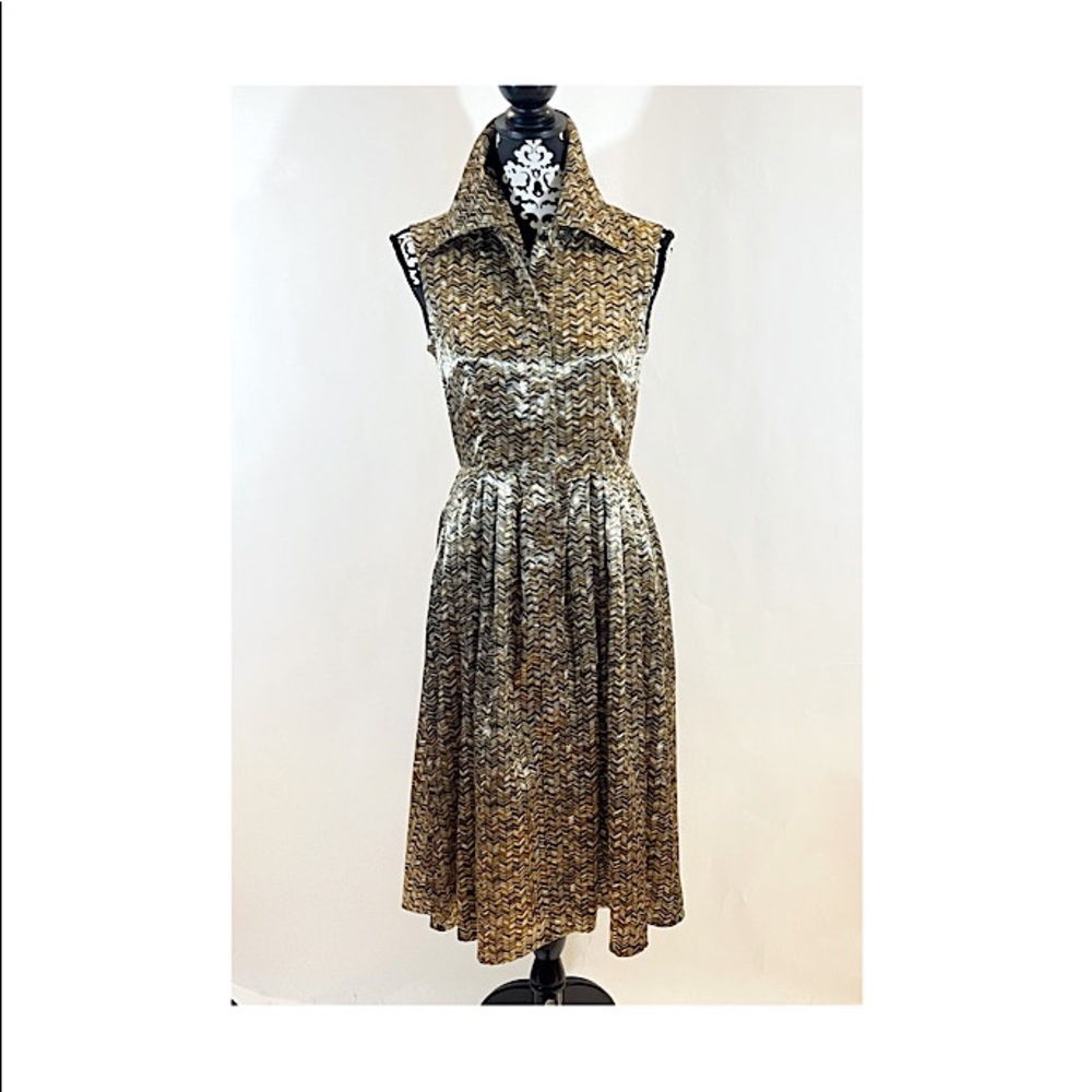 Fit and Flare Handmade Chevron Print Sleeveless  Shirt Dress